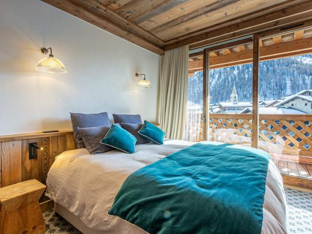 Luxueux appartement 5 pièces avec balcons et vues, proche pistes FR-1-694-354 - Val d’Isère Centre