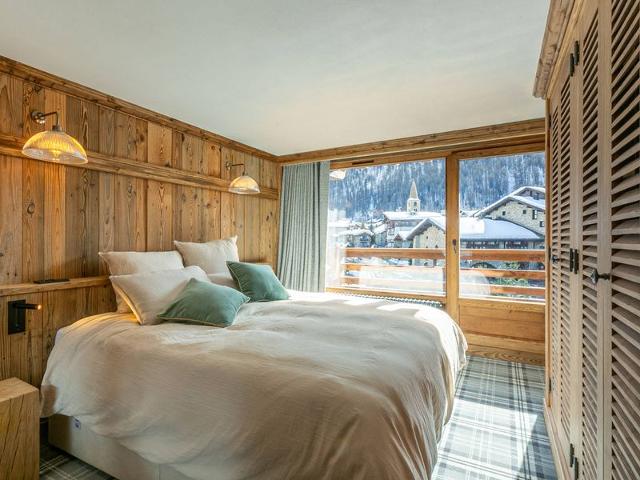 Luxueux appartement 5 pièces avec balcons et vues, proche pistes FR-1-694-354 - Val d’Isère Centre