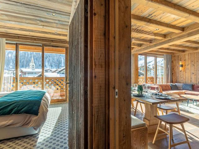 Luxueux appartement 5 pièces avec balcons et vues, proche pistes FR-1-694-354 - Val d’Isère Centre