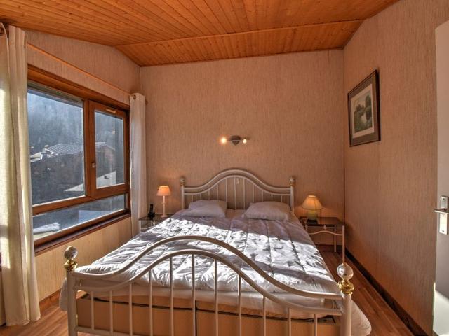 Charmant 3 Pièces à Morzine avec Balcon - Idéal pour 4 Personnes, Proche Pistes et Commodités FR-1-5 - Morzine