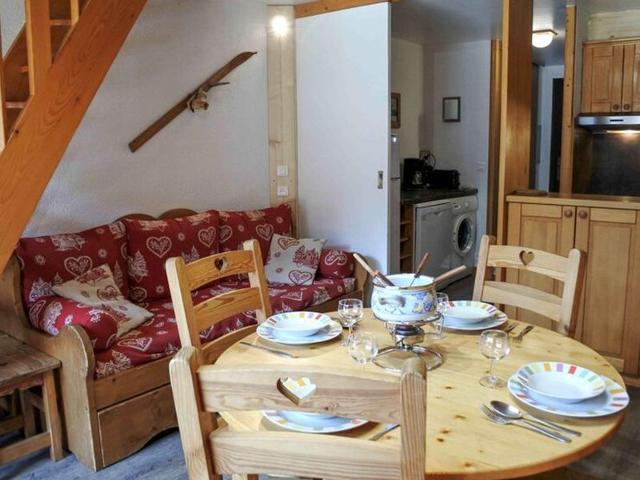 Morzine : Studio 6 pers, mezzanine, terrasse, parking, centre, WIFI FR-1-524-127 - Morzine