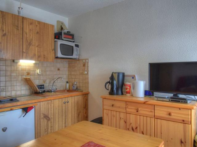 Studio cosy à Morzine, proche navettes, balcon, parking, ski avantageux! FR-1-524-128 - Morzine