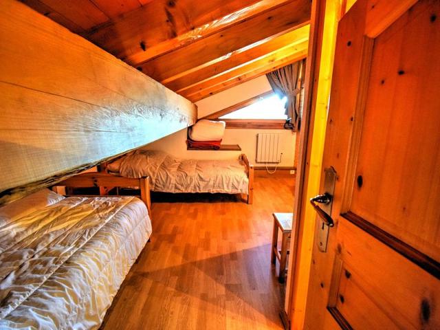 Appart duplex familial avec mezzanine, 200m du centre et remontées, équipé pour 8, parking, WiFi FR- - Morzine