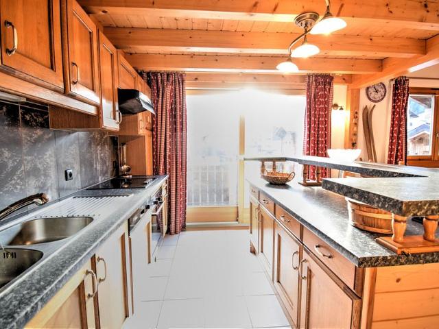 Appart duplex familial avec mezzanine, 200m du centre et remontées, équipé pour 8, parking, WiFi FR- - Morzine