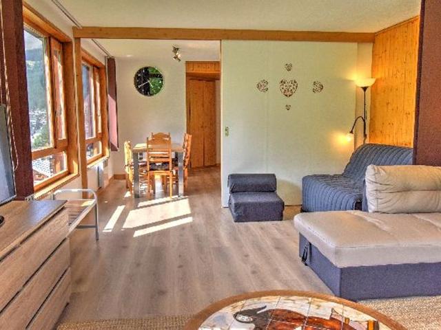 Appartement rénové, skis aux pieds, proche centre avec parking et balcon FR-1-524-30 - Morzine