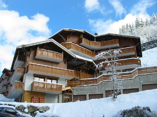 Bel Appartement Spacieux à Morzine - 8 Personnes, 90m², Accès Direct aux Pistes et Téléphérique FR-1-524-109 - Morzine