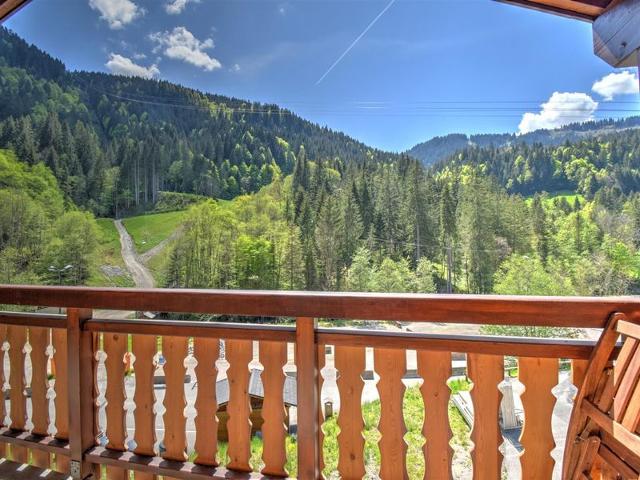 Bel Appartement Spacieux à Morzine - 8 Personnes, 90m², Accès Direct aux Pistes et Téléphérique FR-1-524-109 - Morzine