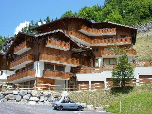 Bel Appartement Spacieux à Morzine - 8 Personnes, 90m², Accès Direct aux Pistes et Téléphérique FR-1-524-109 - Morzine