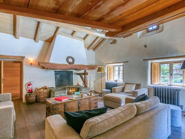 Chalet 17°C restauré, 4 ch, au cœur du vieux Val-d'Isère, grande cheminée, proche pistes, parking, WiFi FR-1-694-358 - Val d’Isère Centre