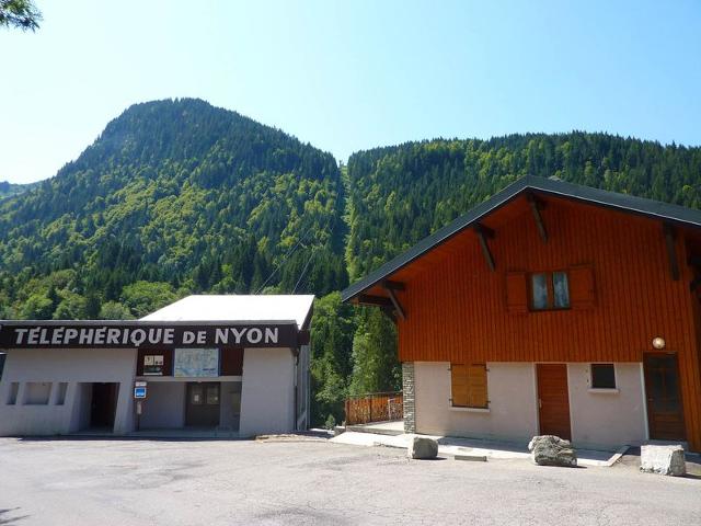 Appartement cosy au pied du téléphérique de Nyon, balcon, parking, animaux admis FR-1-524-19 - Morzine