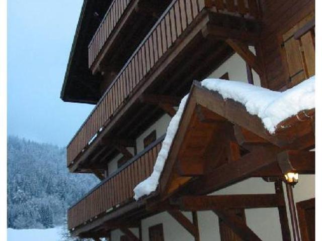 **Luxueux 3 pièces au pied des télécabines, centre de Morzine, parking, WiFi** FR-1-524-28 - Morzine