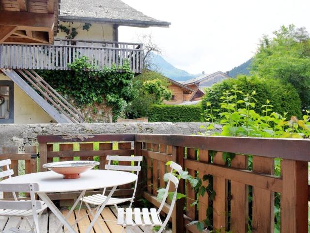 **Luxueux 3 pièces au pied des télécabines, centre de Morzine, parking, WiFi** FR-1-524-28 - Morzine