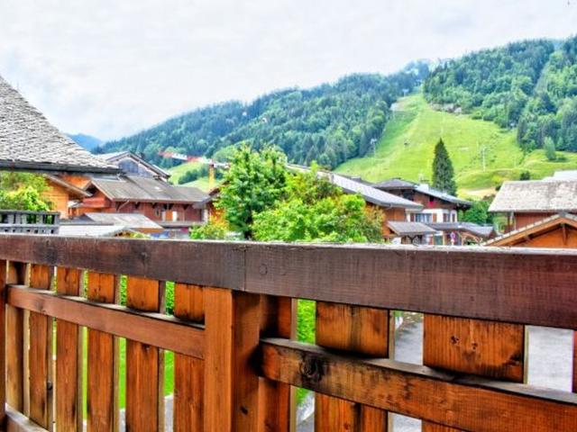 **Luxueux 3 pièces au pied des télécabines, centre de Morzine, parking, WiFi** FR-1-524-28 - Morzine