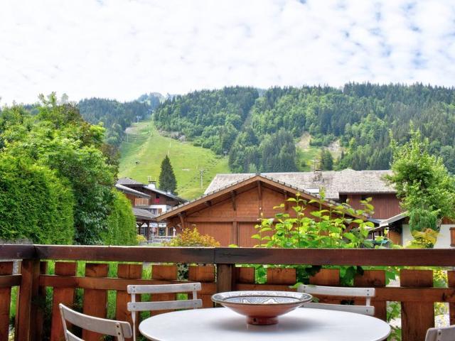 **Luxueux 3 pièces au pied des télécabines, centre de Morzine, parking, WiFi** FR-1-524-28 - Morzine