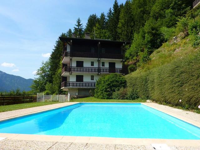 Charmant 2 pièces avec piscine et parking, proche des pistes à Morzine FR-1-524-75 - Morzine