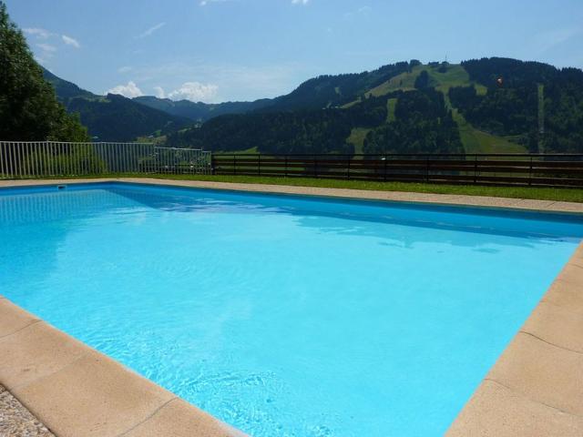 Charmant 2 pièces avec piscine et parking, proche des pistes à Morzine FR-1-524-75 - Morzine