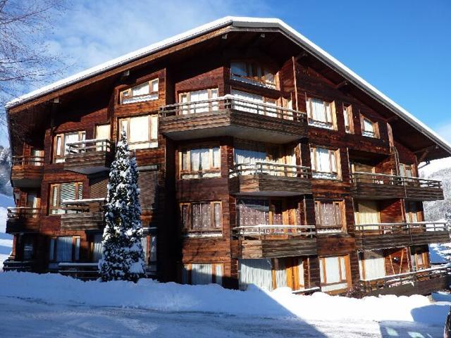 Studio cosy à Morzine, proche centre, pieds des pistes, parking couvert, animaux admis FR-1-524-84 - Morzine