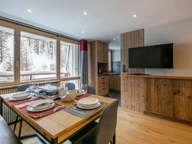 Appartement spacieux exposé Sud avec balcon, proche des pistes et commodités, Val-d'Isère FR-1-694-3 - Val d’Isère Le Laisinant