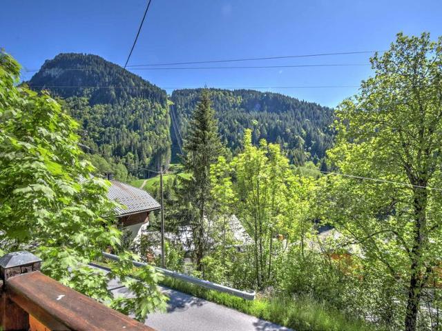 Chalet convivial près du téléphérique avec parking et cheminée FR-1-524-6 - Morzine