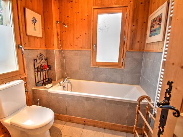 Chalet de luxe avec cheminée, terrasse, garage à Morzine FR-1-524-14 - Morzine