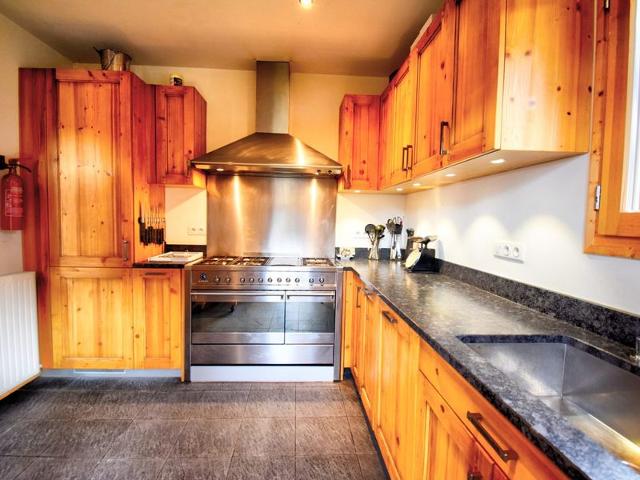 Chalet de luxe avec cheminée, terrasse, garage à Morzine FR-1-524-14 - Morzine