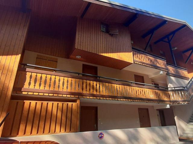 Appartement rénové au pied des pistes avec balcon et parking à Morzine FR-1-524-105 - Morzine