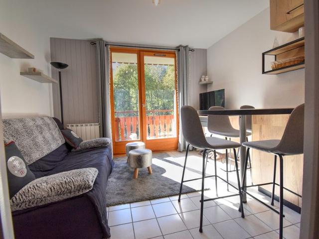 Appartement rénové au pied des pistes avec balcon et parking à Morzine FR-1-524-105 - Morzine