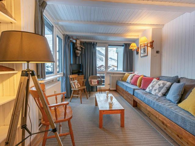 Appartement 4 pièces avec balcon, WiFi et parking couvert FR-1-694-38 - Val d’Isère Centre