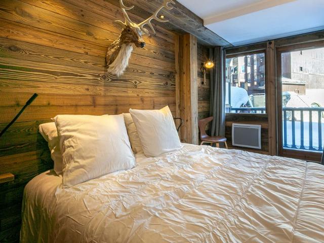 Appartement de prestige au pied des pistes avec wifi, parking couvert, et balcon exposé Est FR-1-694 - Val d’Isère Centre