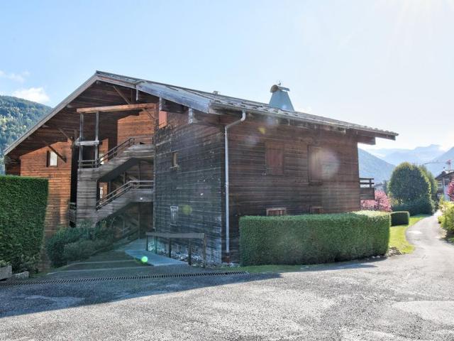 Charmant studio près du centre de Morzine avec loggia et parking, idéal pour 4 personnes FR-1-524-5 - Morzine