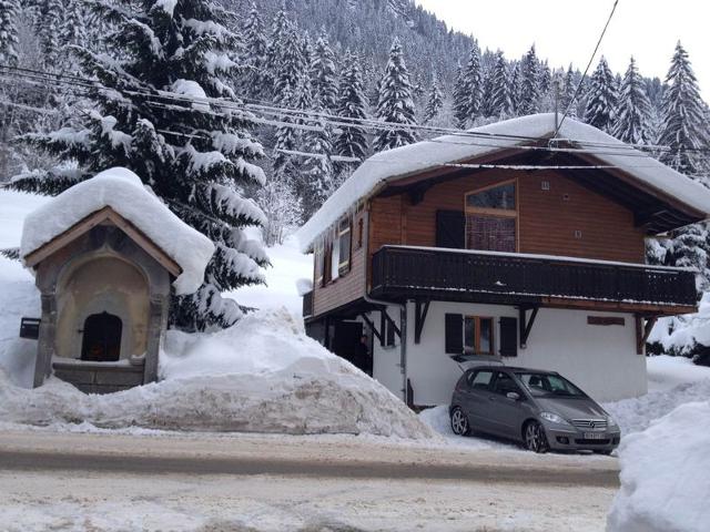 Chalet indépendant avec navettes gratuites, parking et cuisine équipée FR-1-524-17 - Morzine