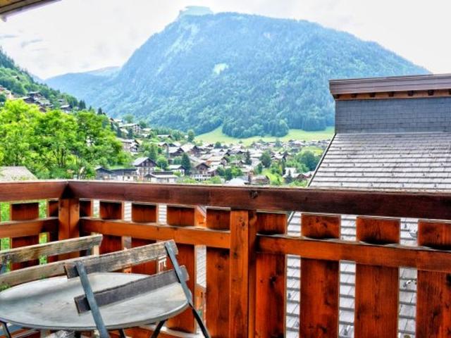 Charmant appartement au cœur de Morzine, proche télécabines, 2 chambres, balcon, parking, WiFi inclu - Morzine