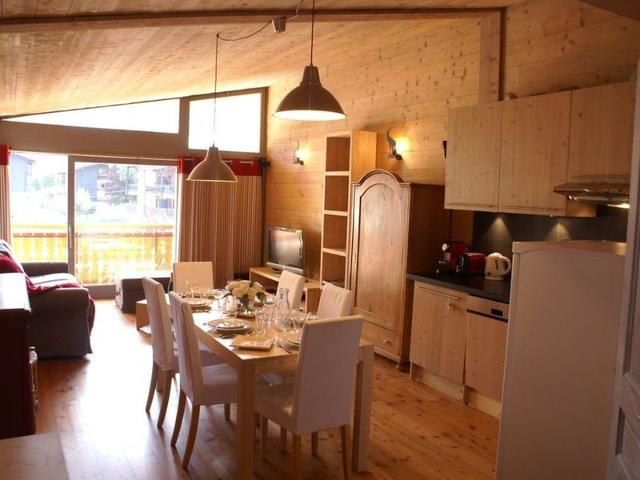 Morzine : Apt 6 pers, 2 ch, cuisine équipée, balcon, parking, casier à skis FR-1-524-119 - Morzine