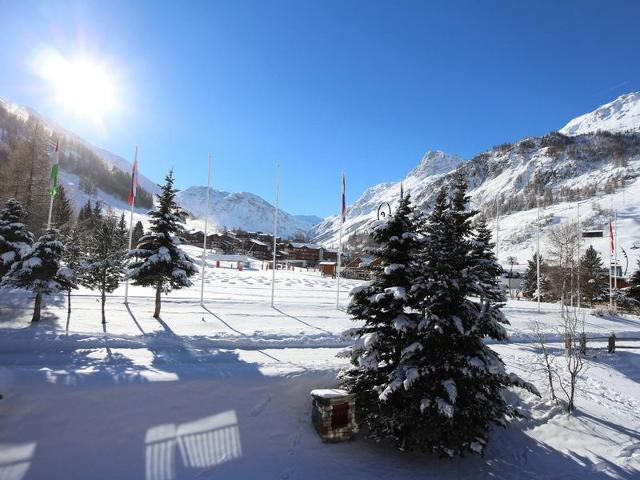 4P rénové au pied des pistes avec balcon et WIFI à Val-d'Isère FR-1-694-309 - Val d’Isère Centre