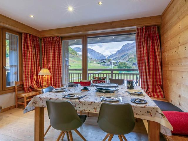 Appartement moderne rénové face aux pistes avec équipements complets FR-1-694-215 - Val d’Isère Centre