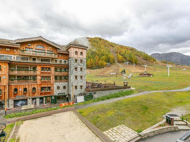 Appartement moderne rénové face aux pistes avec équipements complets FR-1-694-215 - Val d’Isère Centre