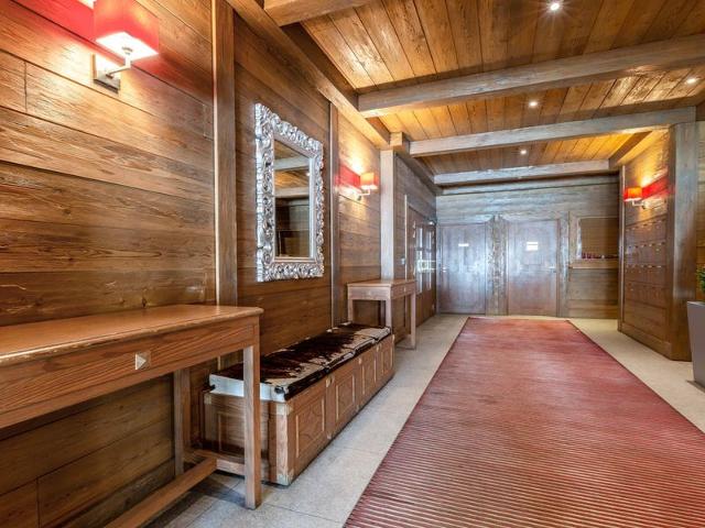 Appartement moderne rénové face aux pistes avec équipements complets FR-1-694-215 - Val d’Isère Centre