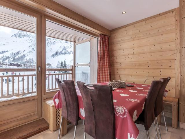 Appartement moderne rénové face aux pistes avec équipements complets FR-1-694-215 - Val d’Isère Centre