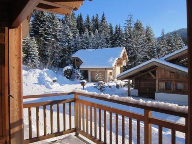 Chalet familial aux Gets, 8 pers, 150m des pistes, 4 chambres, 4 SDB, terrasse sud, proche lac FR-1- - Les Gets