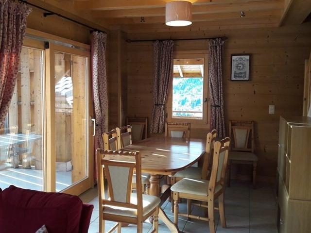 Chalet familial aux Gets, 8 pers, 150m des pistes, 4 chambres, 4 SDB, terrasse sud, proche lac FR-1-802-71 - Les Gets