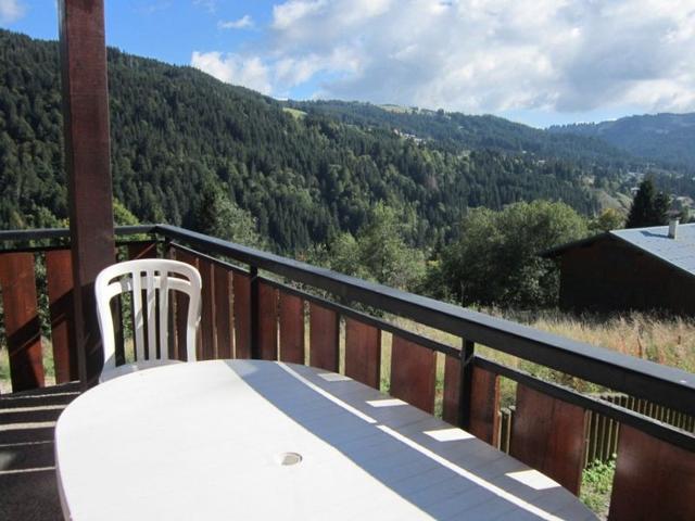 Chalet individuel aux Gets - 8 pers, navette hiver, garage, grand balcon sud FR-1-802-83 - Les Gets