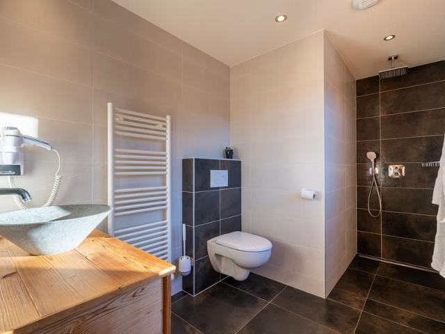 Chalet 5 étoiles avec sauna et bain nordique, proche des pistes, pour 12 personnes FR-1-467-127 - Le Grand Bornand