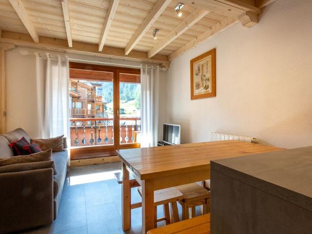 Appartement duplex skis aux pieds, 3 pièces, 5 pers., wifi, balcon, et garage privé FR-1-694-196 - Val d’Isère Centre