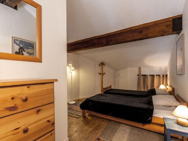 Charmant studio avec cabine et mezzanine à Val-d'Isère, WIFI, balcon sud, 6 pers. FR-1-694-308 - Val d’Isère Centre