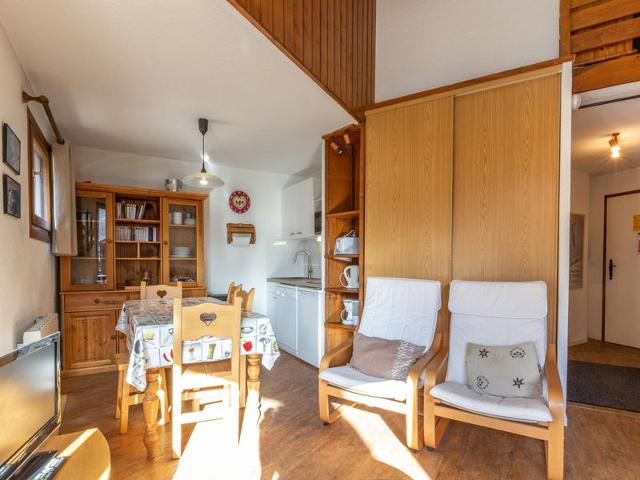 Charmant studio avec cabine et mezzanine à Val-d'Isère, WIFI, balcon sud, 6 pers. FR-1-694-308 - Val d’Isère Centre