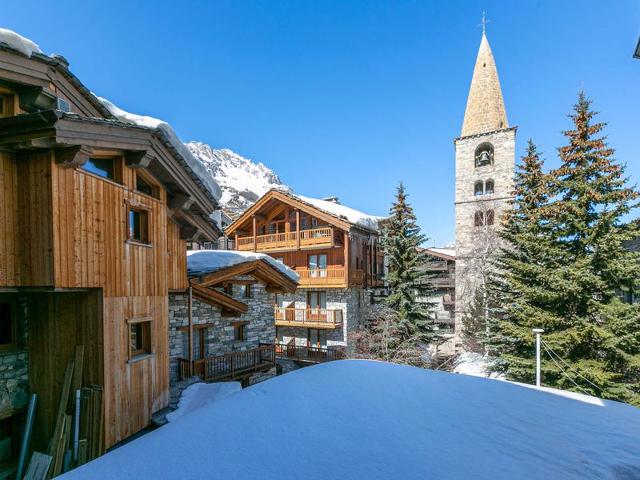 Appartement montagnard dans chalet rustique au cœur du vieux village, aux pieds des pistes, Val-d'Is - Val d’Isère Centre