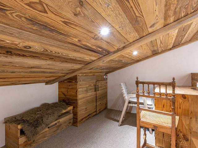 Appartement de Prestige avec Cheminée au Centre de Val-d'Isère, à Proximité des Pistes et Commerces FR-1-694-205 - Val d’Isère Centre