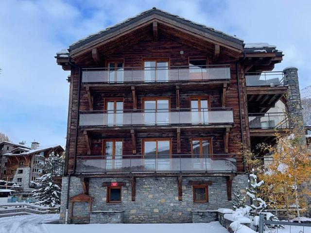 Appartement de prestige avec cheminée, balcon et wifi à Val-d'Isère FR-1-694-320 - Val d’Isère Centre