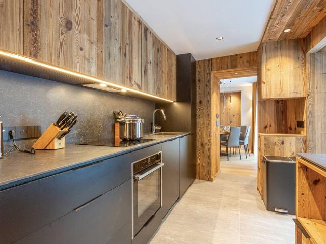 Appartement raffiné avec accès direct aux pistes, wifi et parking 2 places FR-1-694-346 - Val d’Isère Le Châtelard