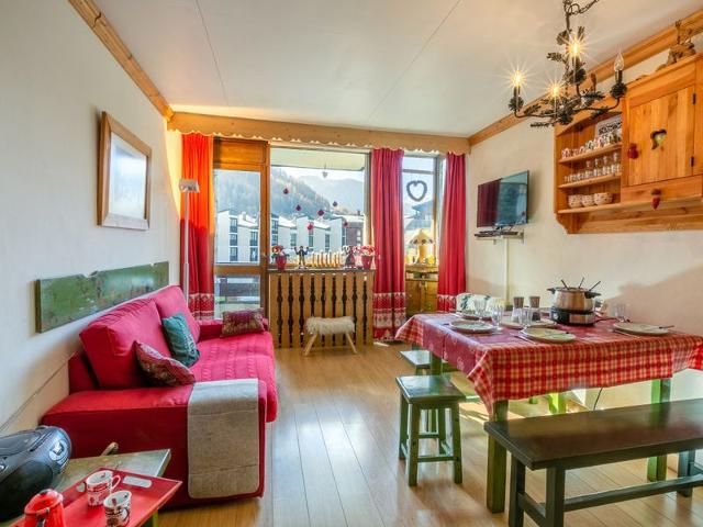 Coquet appartement montagnard proche commodités FR-1-694-35 - Val d’Isère Centre